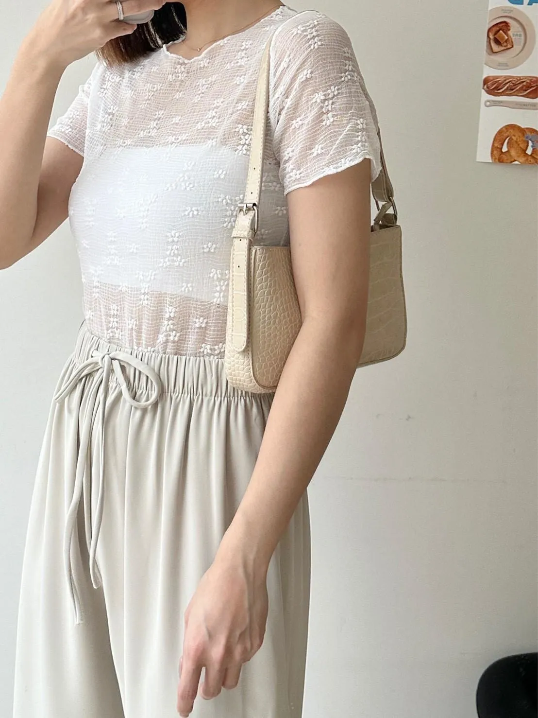 打底小花透紗上衣