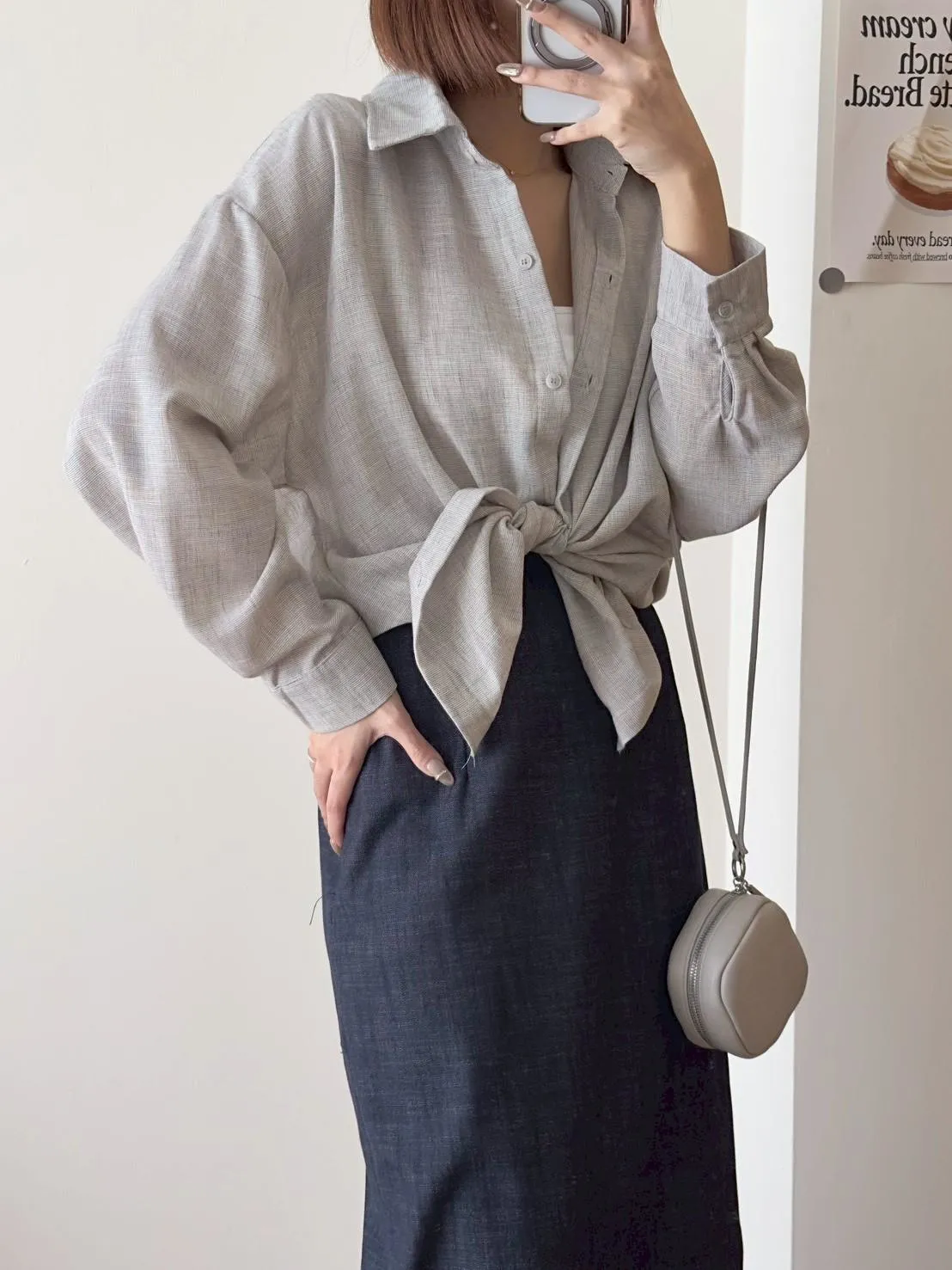 後刺繡英文麻棉襯衫