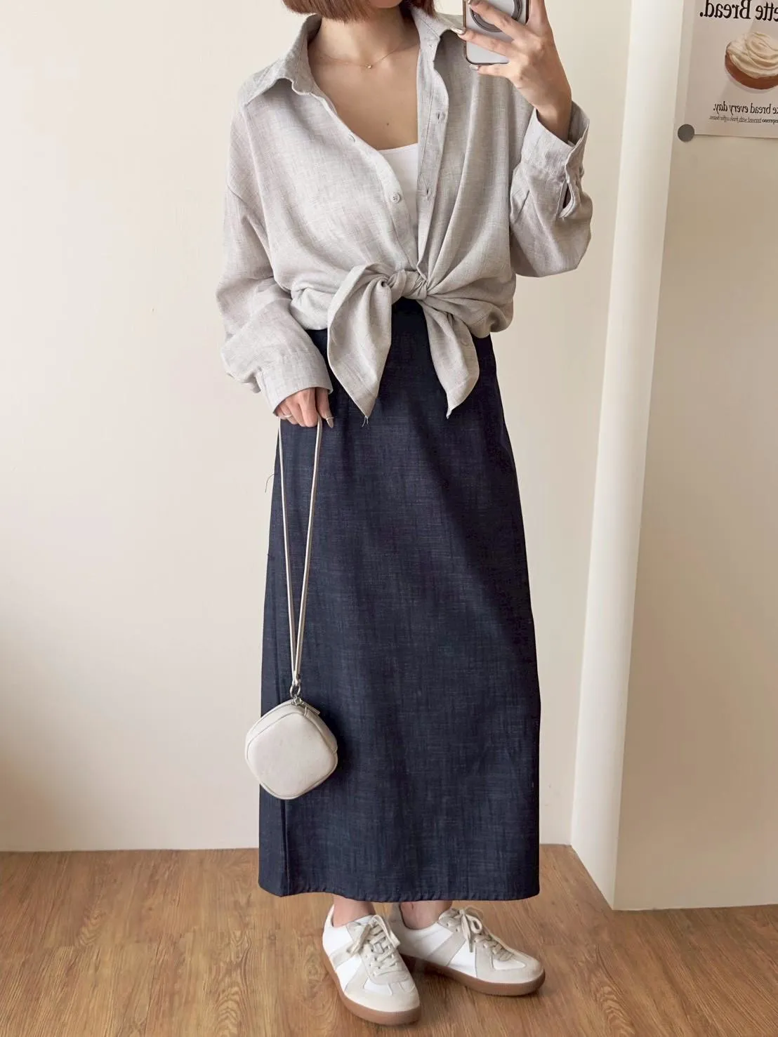 後刺繡英文麻棉襯衫