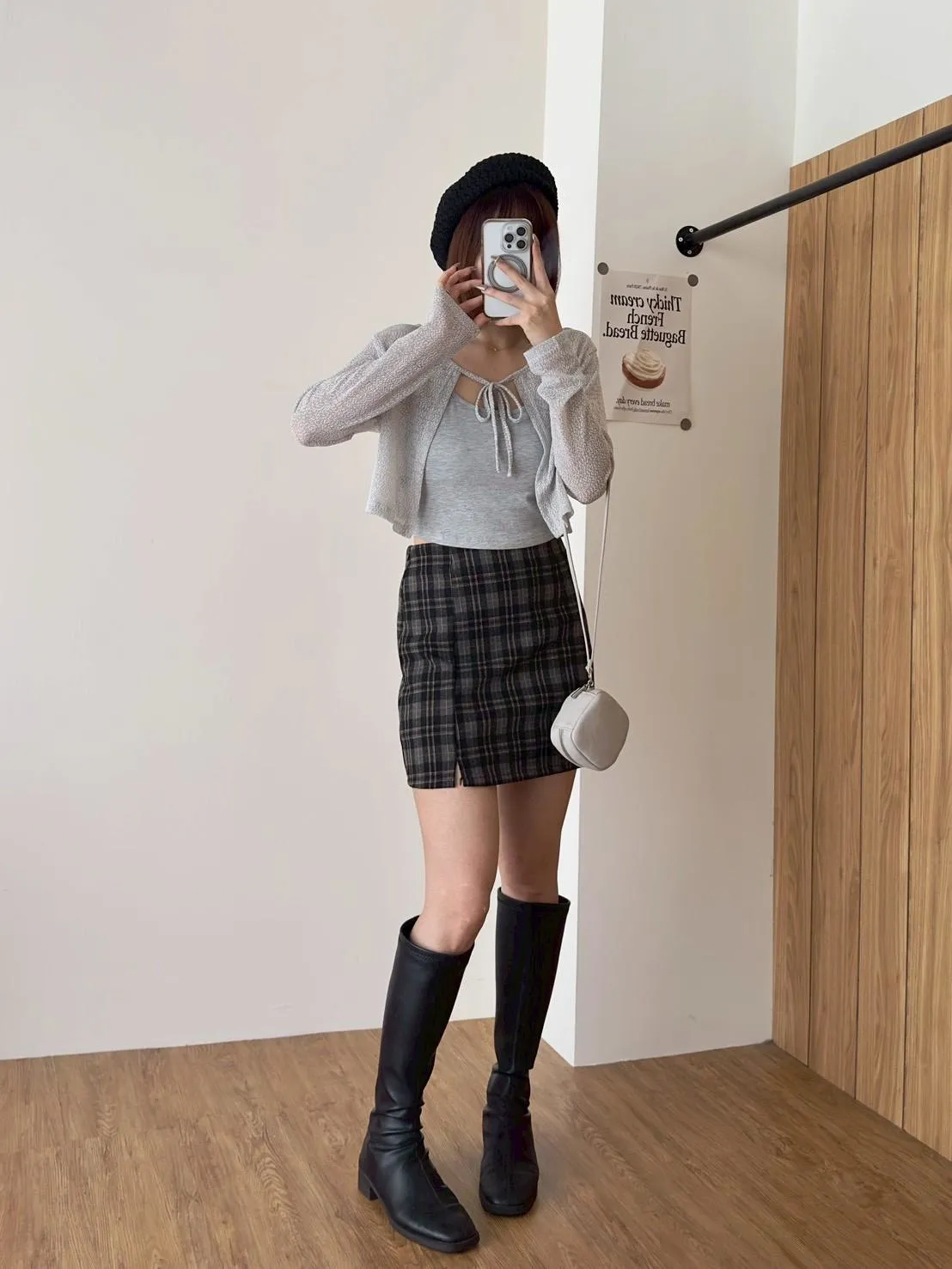 小開衩格子短裙
