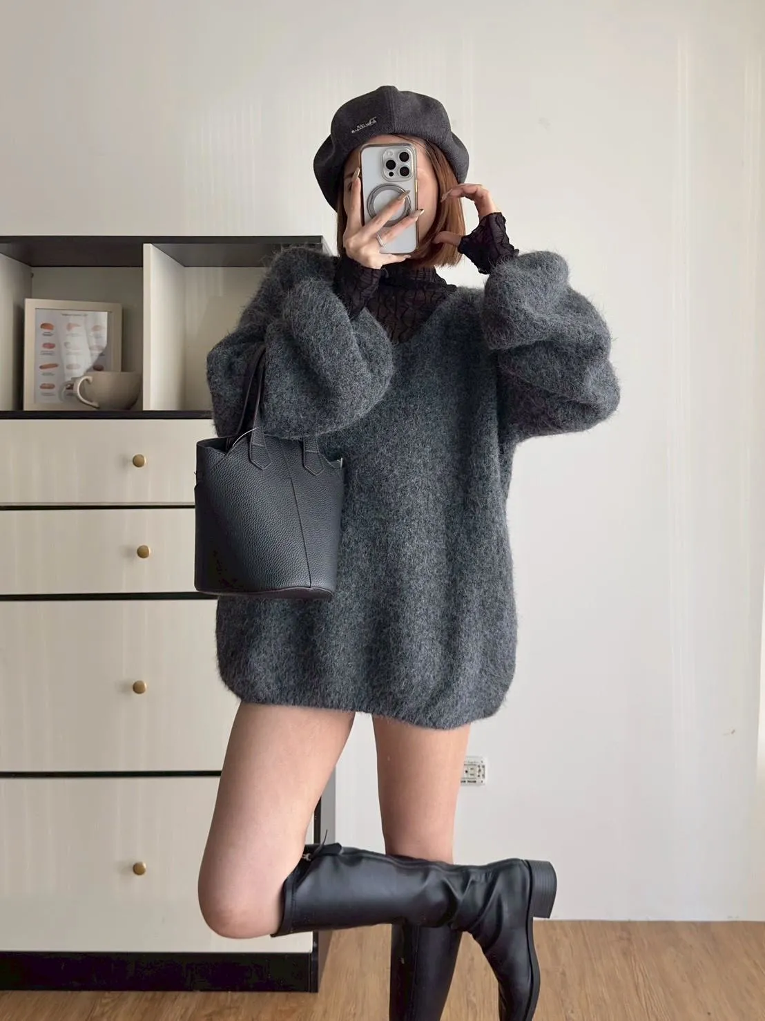 小立領木耳邊蕾絲波浪打底上衣