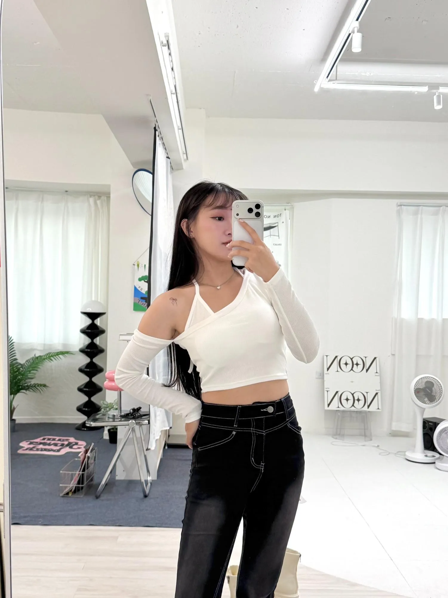 假兩件內胸墊繞脖綁帶上衣