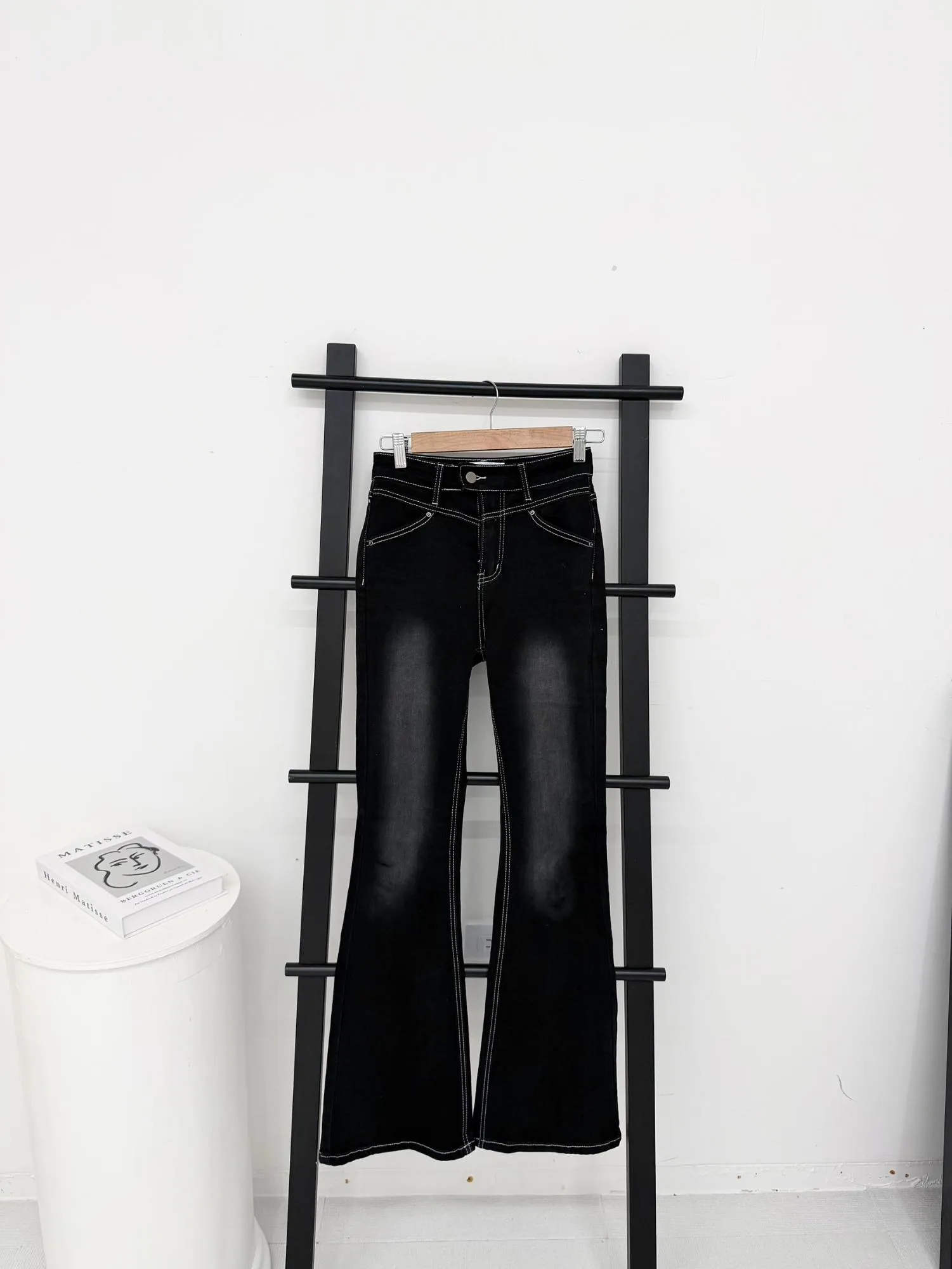 韓風高彈微喇叭牛仔褲