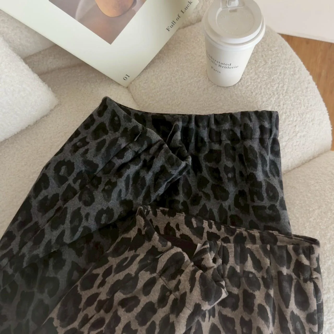 絨面豹紋短裙