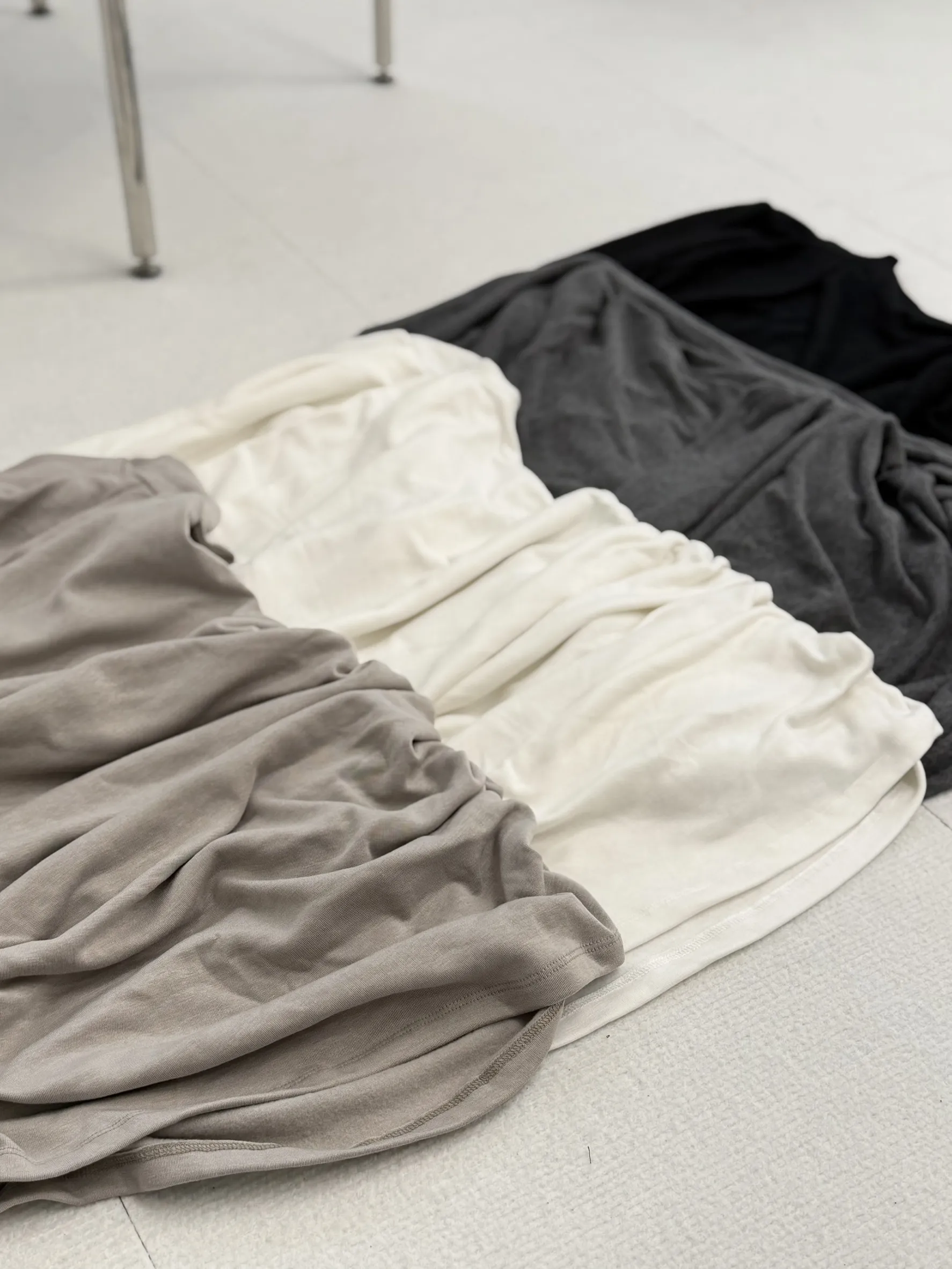 正韓內刷毛垂墜領帶連身裙