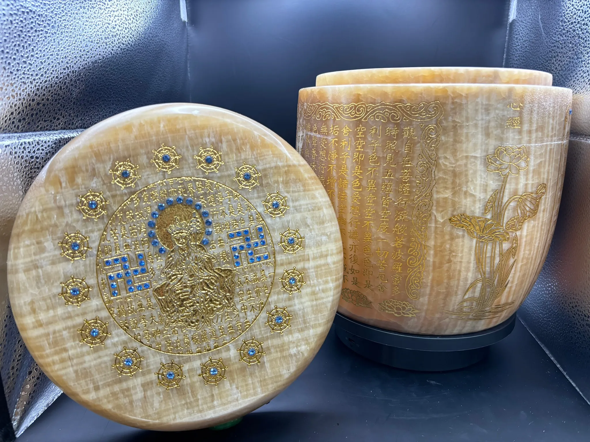 米黃玉心經骨灰罈 (骨灰罐)