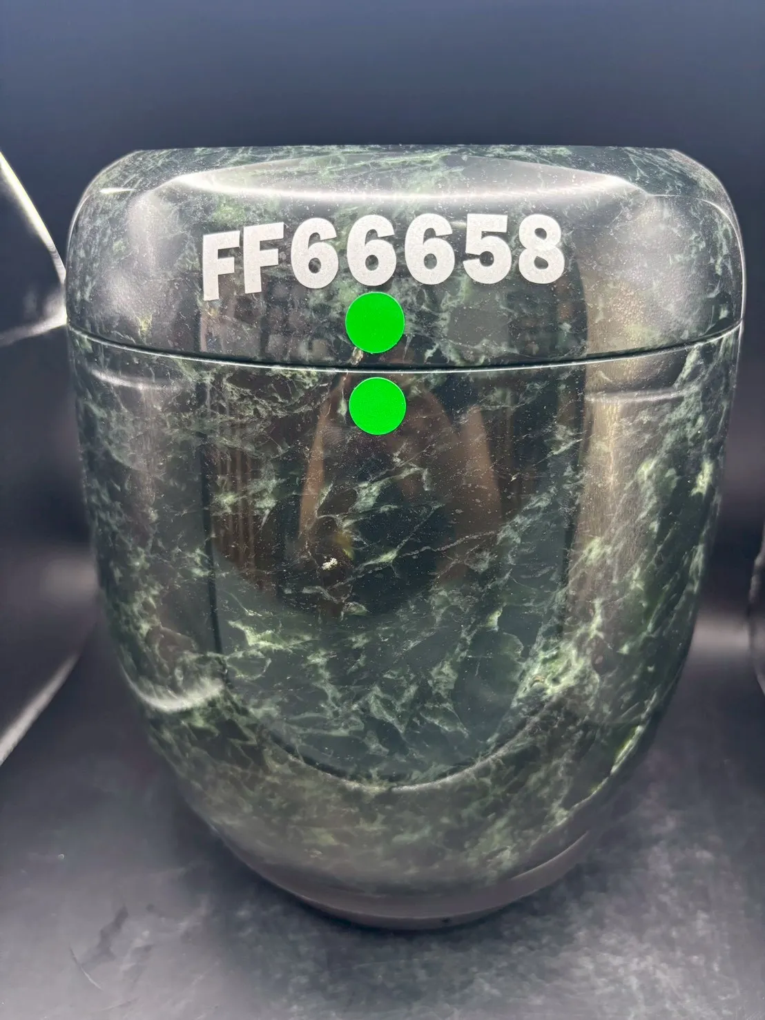 台灣墨玉骨灰罈 (骨灰罐) 