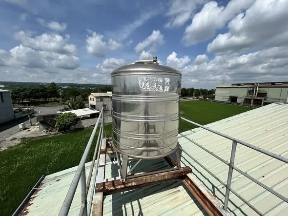 烏日石材加工廠安裝淨水設備，使用地下水泥沙雜質過多，安裝自動反洗過濾系統