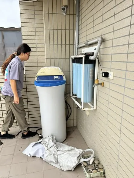 台南新營設備迭代更新，美國奇異軟水系統更換成ATS淨軟水系統。