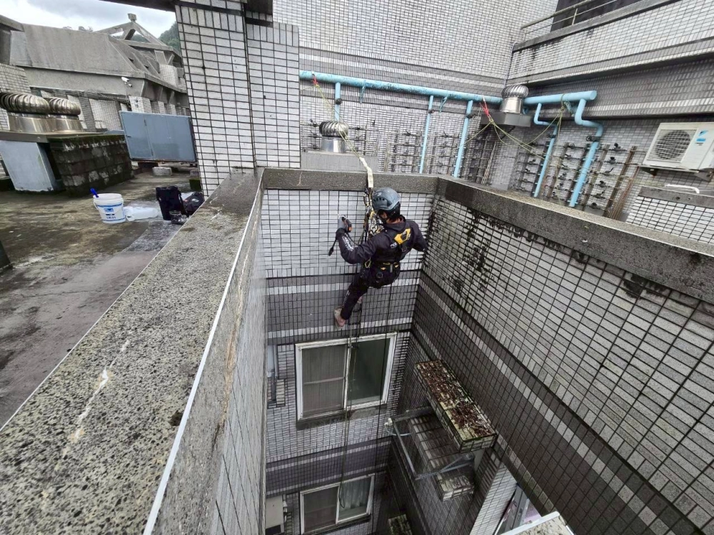 2025年11月_新北新店達觀路