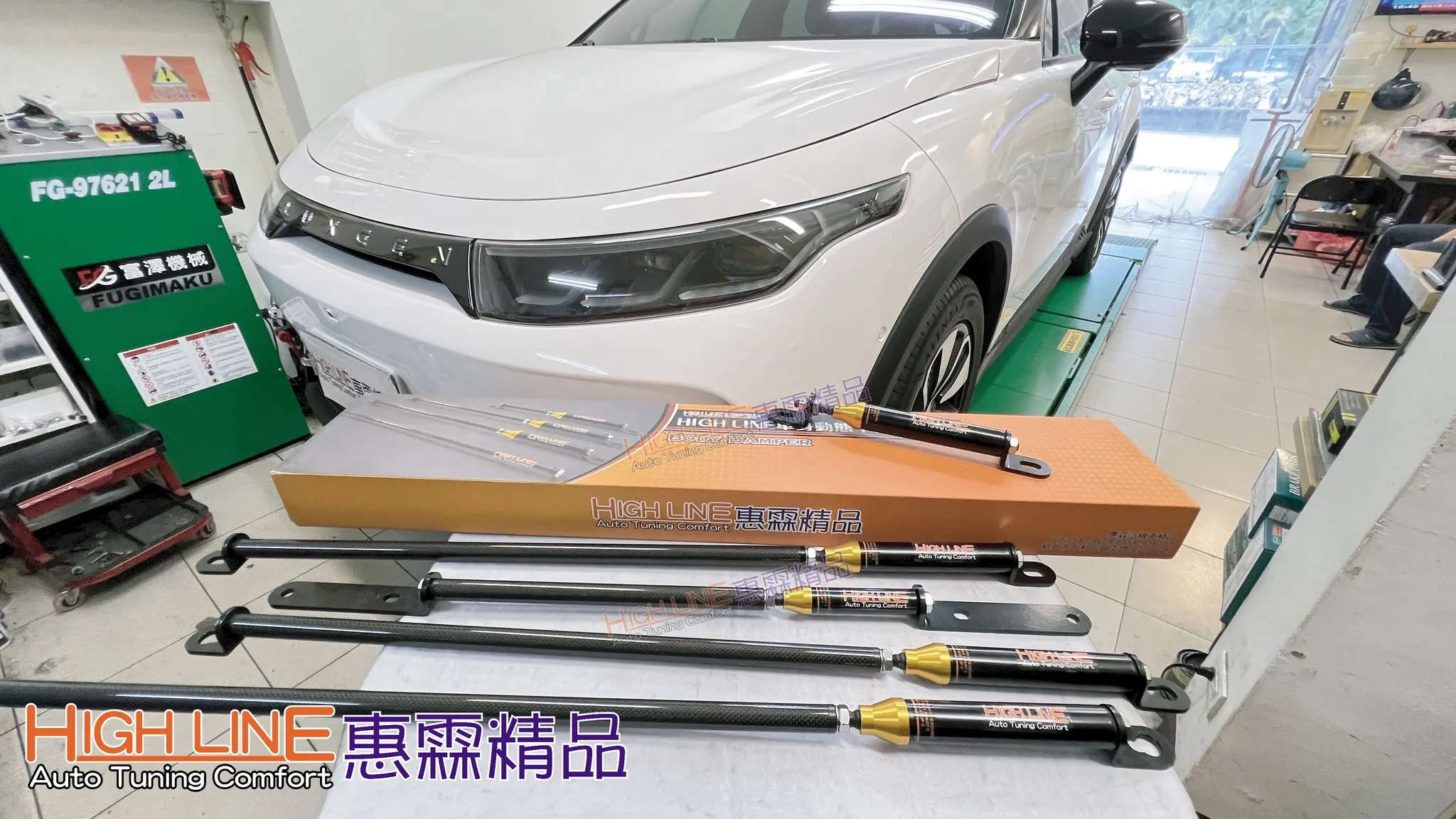 #LUXGEN #n7 方向盤輕輕回正，車身穩穩切入車道的那一刻，所搭載的 #車身動態平衡制震桿(Performance Body Damper)，正以無聲的力量重塑駕乘體驗。