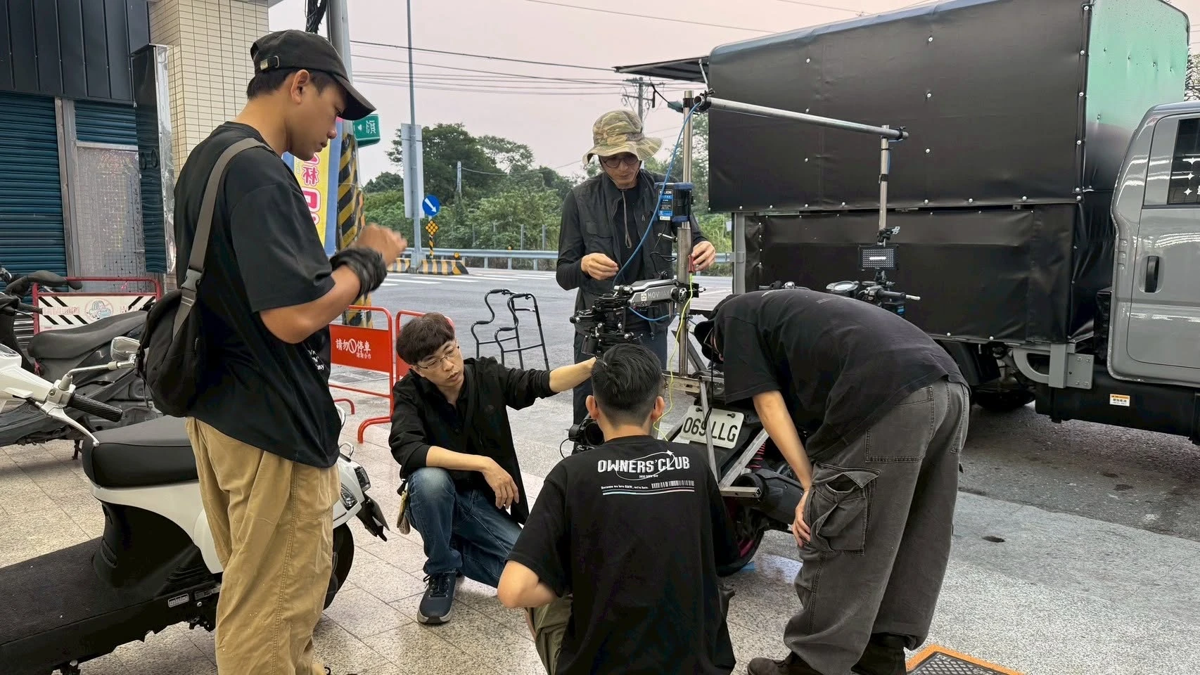 如何開始與屹星影像科技合作？
