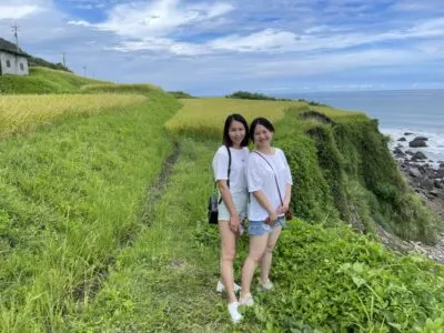 花蓮東海岸 種在太平洋海崖邊的稻田