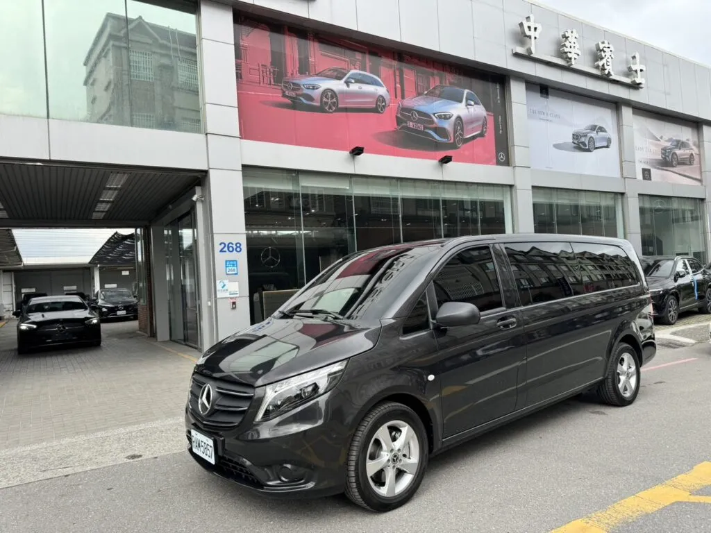 全新德國進口賓士VITO商旅9人座車