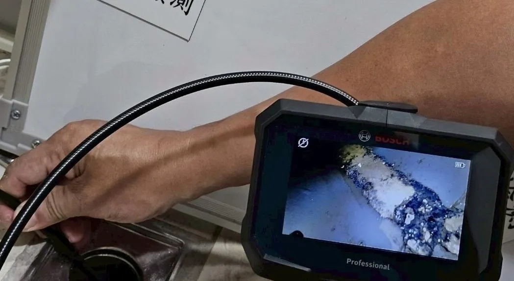 新成屋驗屋直擊電箱鬆動、排水孔淤積 台中家加科技驗屋示警