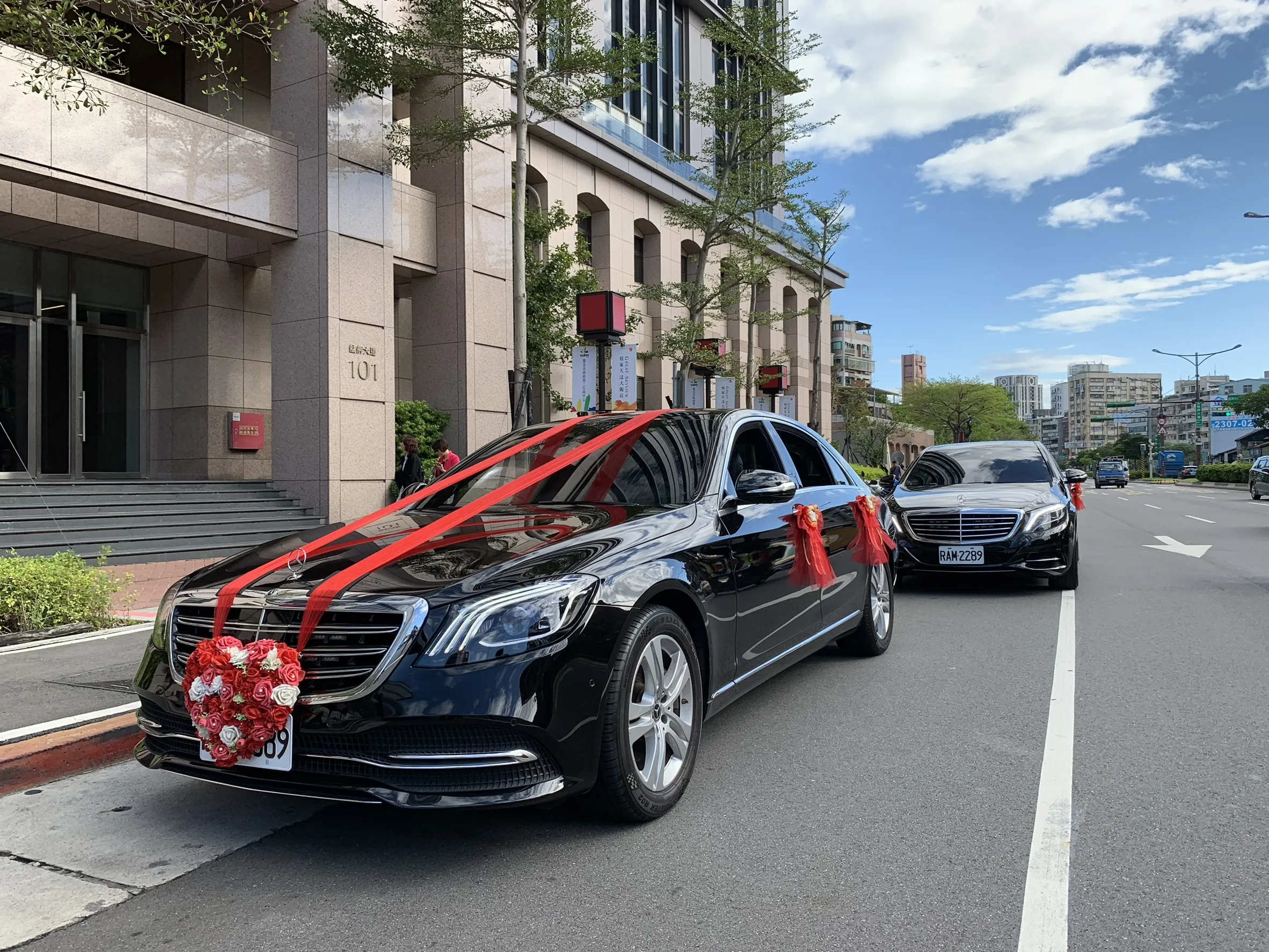 小改款W222賓士S350L加長型兩台