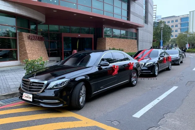 小改款W222賓士S350L加長型兩台