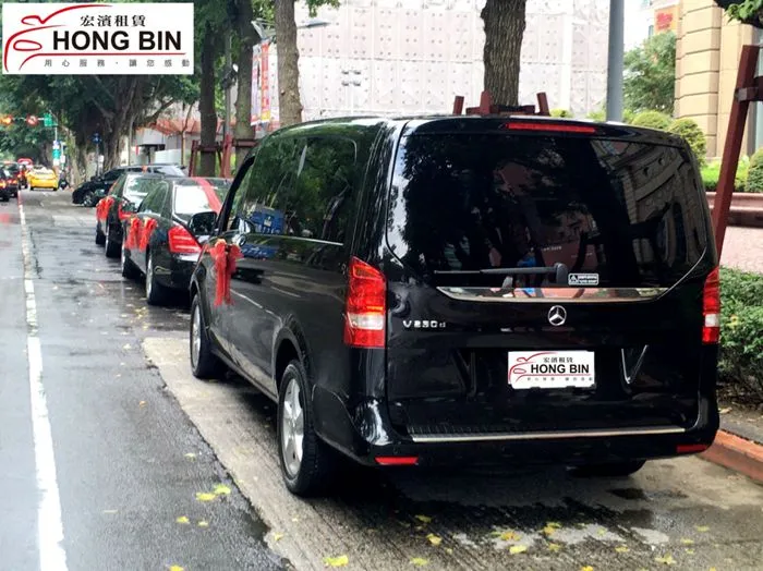 最新改款賓士V250 八人座