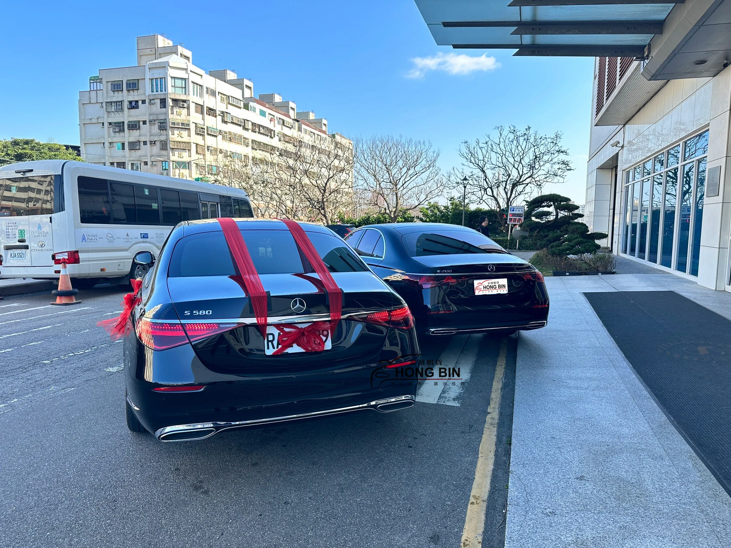 最新款W223賓士S350L加長型 一台+最新款W214賓士E系列 兩台