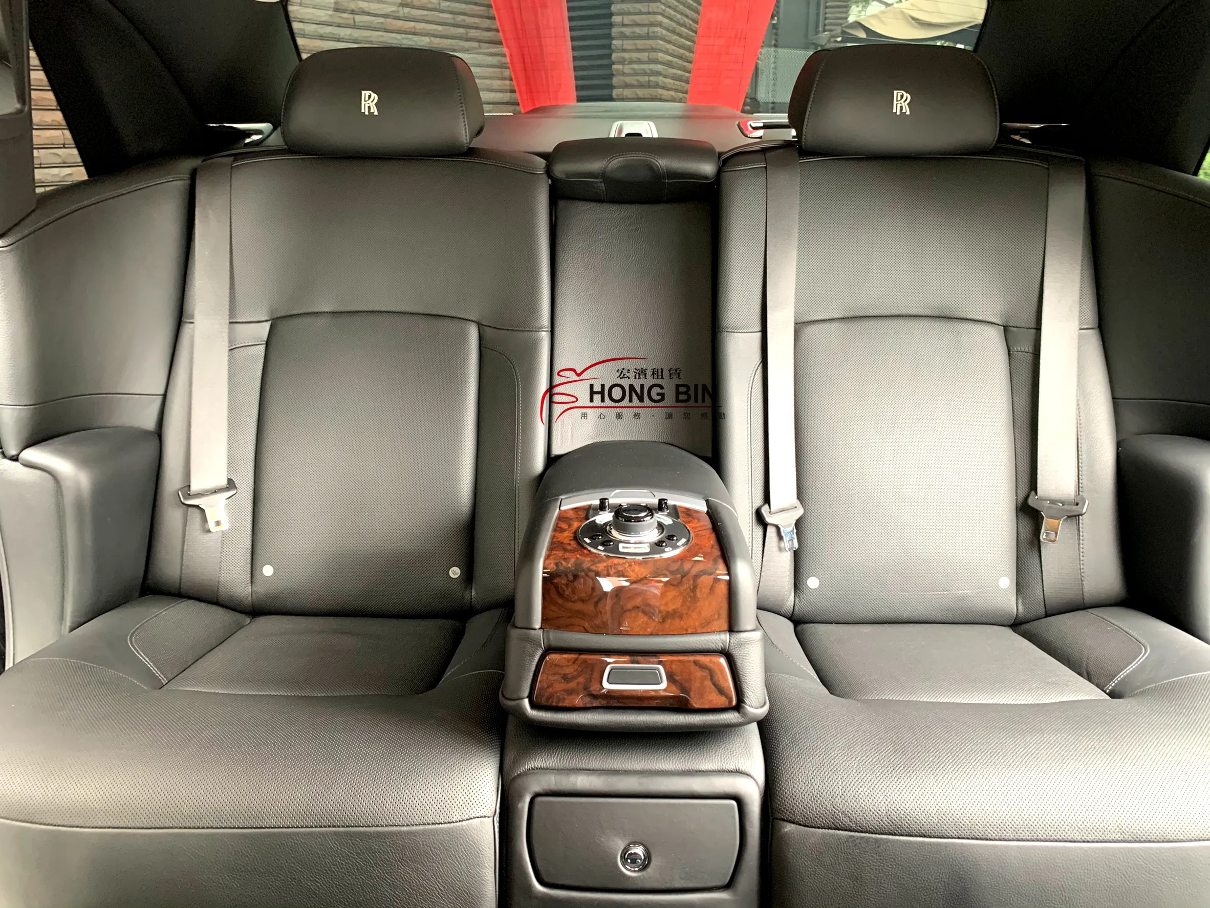 Rolls-Royce Ghost 勞斯萊斯