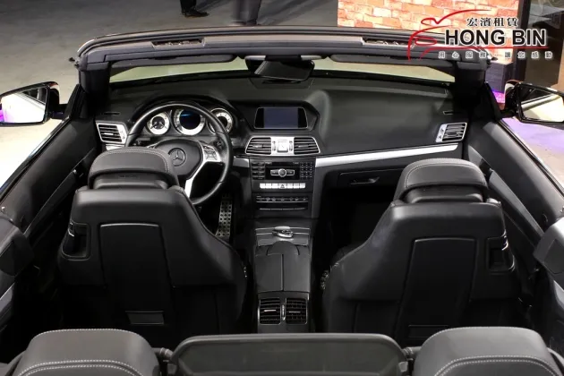 Mercedes-Benz C-Class四座敞篷跑車