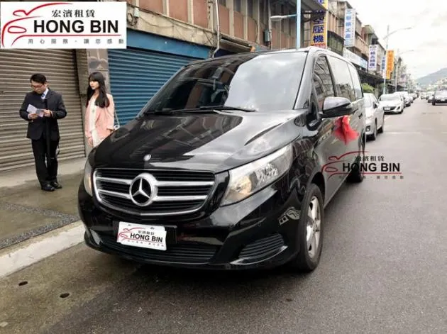 最新改款賓士V250 八人座