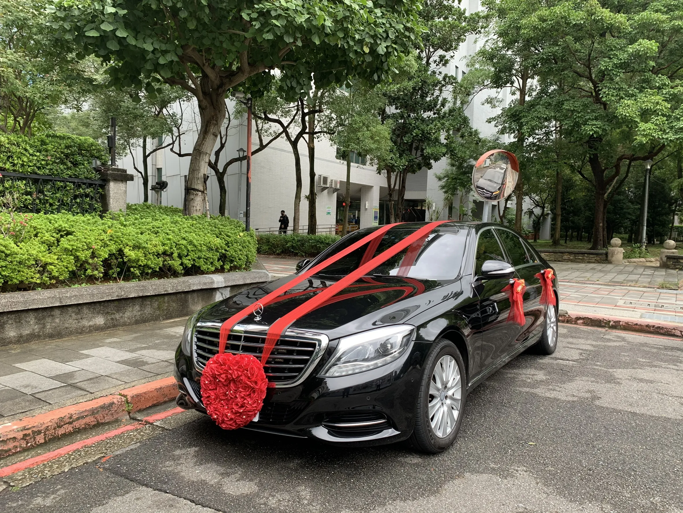 最新款W223賓士S350L加長型一台+W222賓士S350L加長型五台(圖示僅供參考)