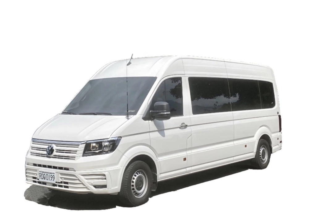 新款福斯尊爵大T6明星保母車