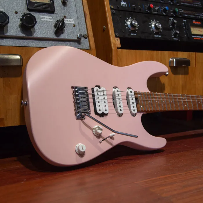 Charvel Pro-Mod DK24 HSS PINK