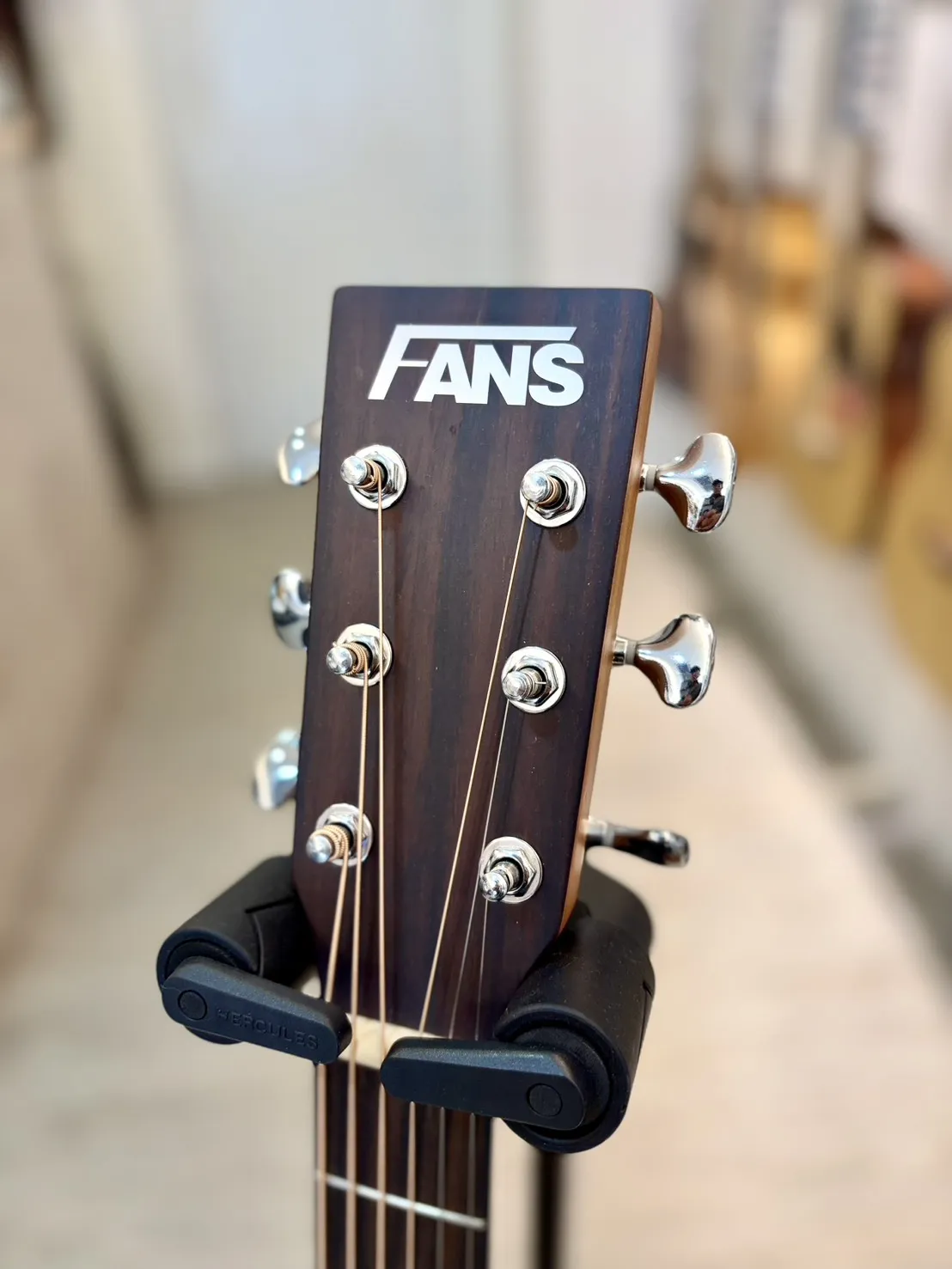 Fans 特殊色面單琴款