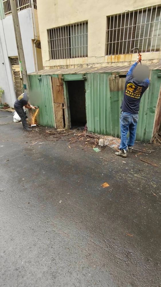 台南 南區國民路 廢棄倉儲拆除清運