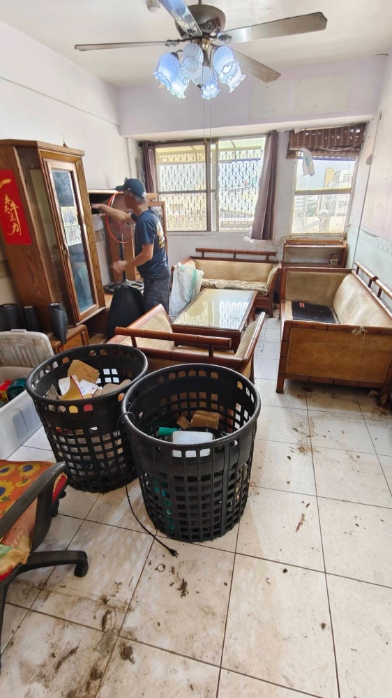 台南清運工程/南部拆除清運/東區崇德二十街廢棄物淨空隔間裝潢
