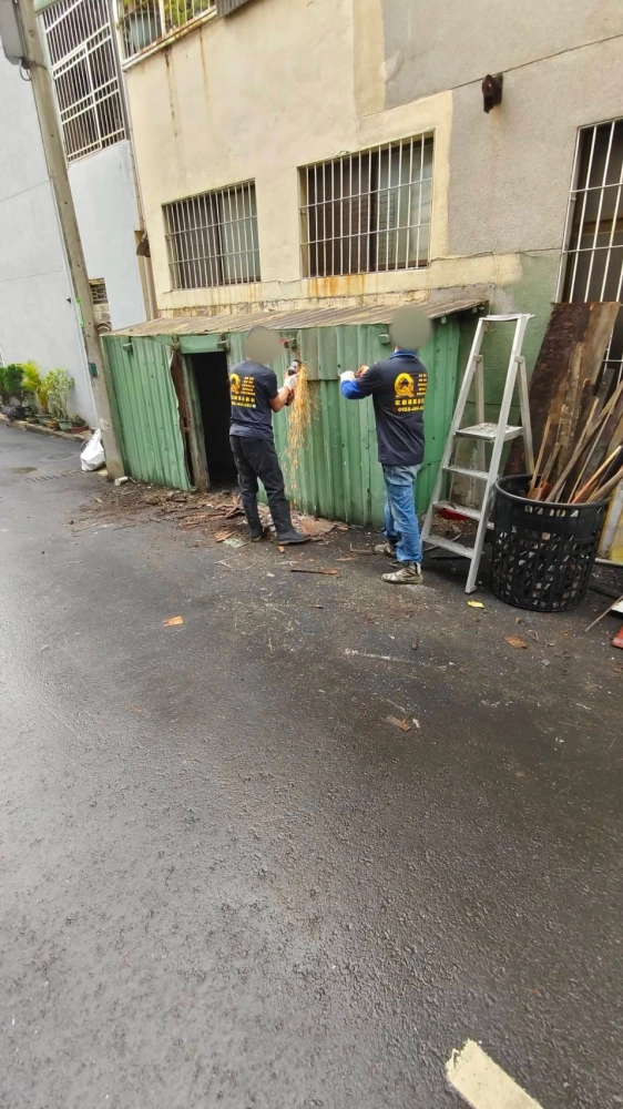 台南 南區國民路 廢棄倉儲拆除清運