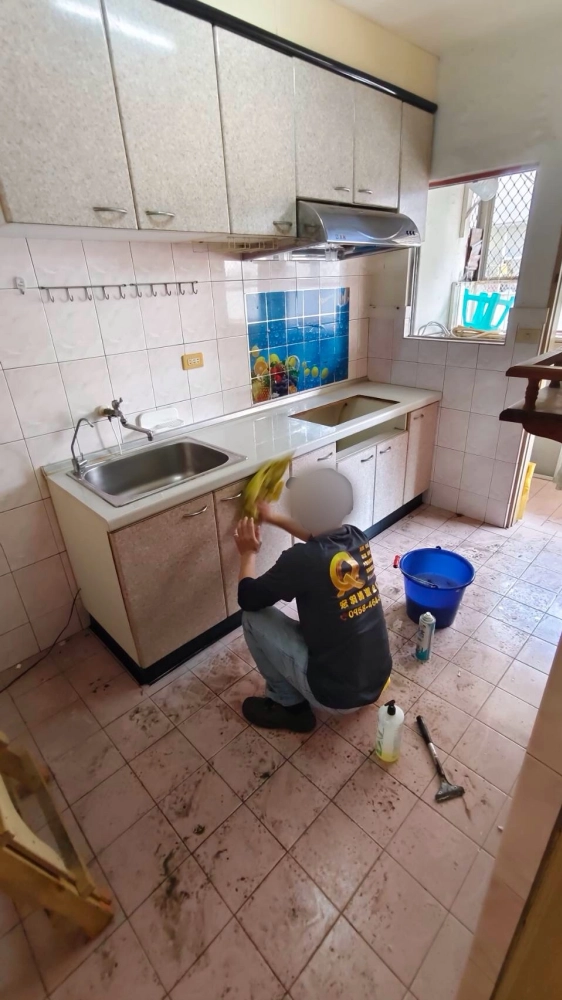 台南南區中華南路 廢棄物淨空 清潔