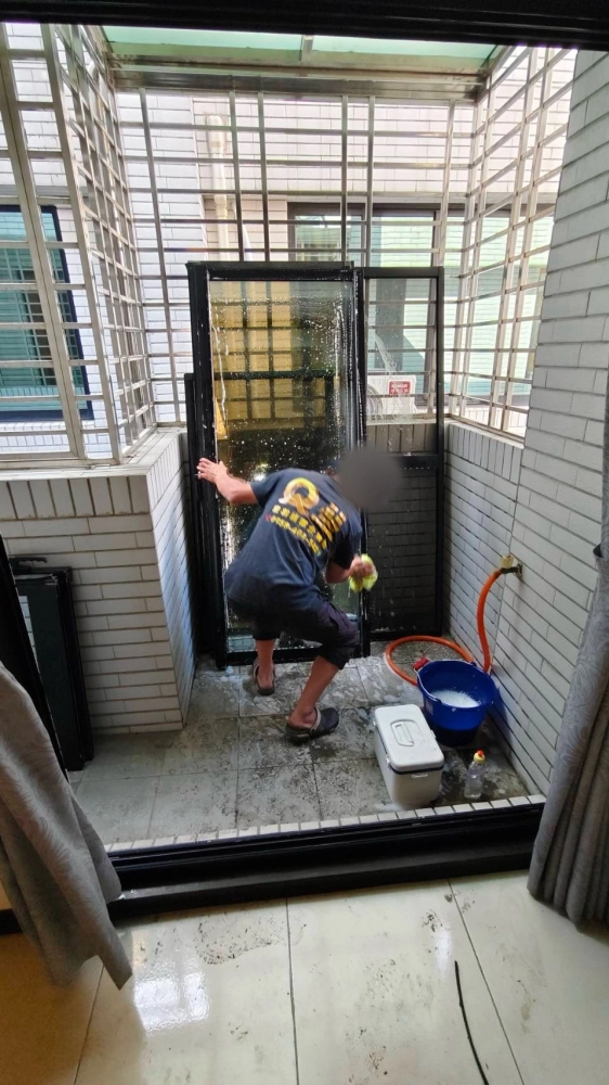 台南佳里區祥和五街 出售前清潔