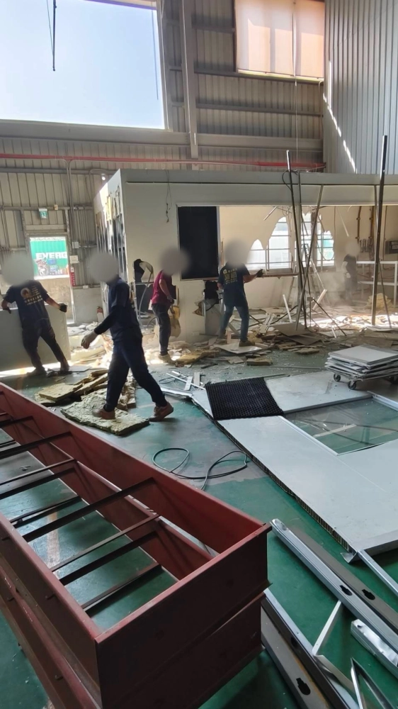 台南安平區 工廠隔間拆除清運-2