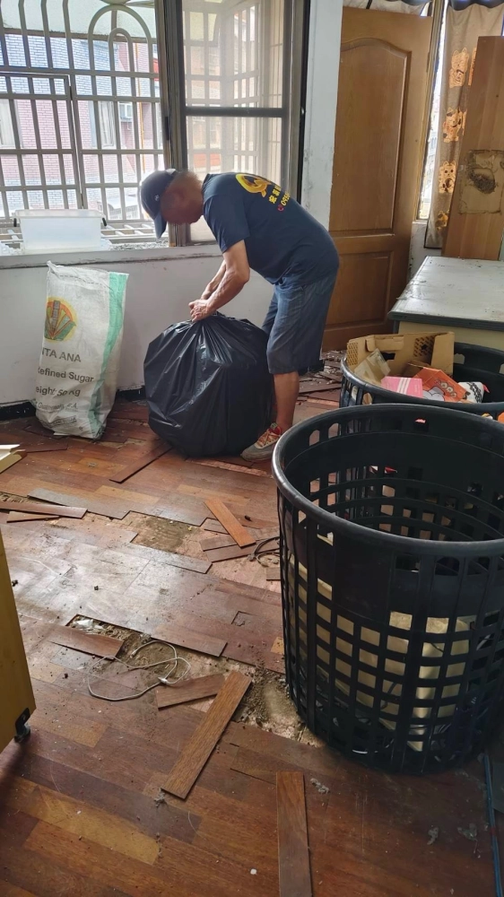 台南清運工程/南部拆除清運/東區崇德二十街廢棄物淨空隔間裝潢