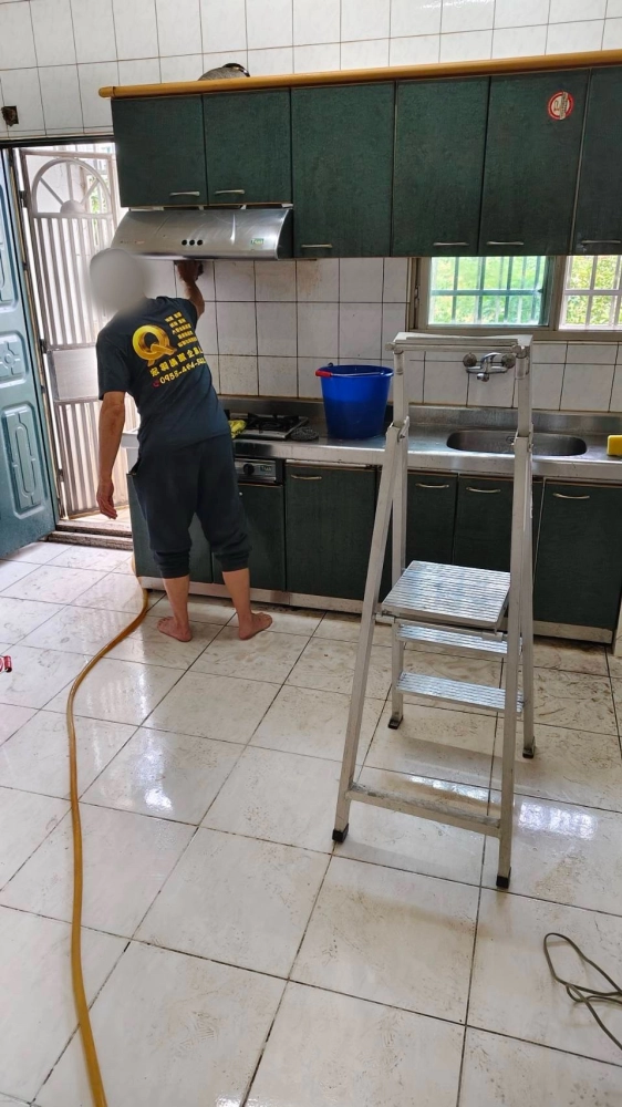 台南仁德區 文華路三段 退租後 廢棄物淨空 清潔