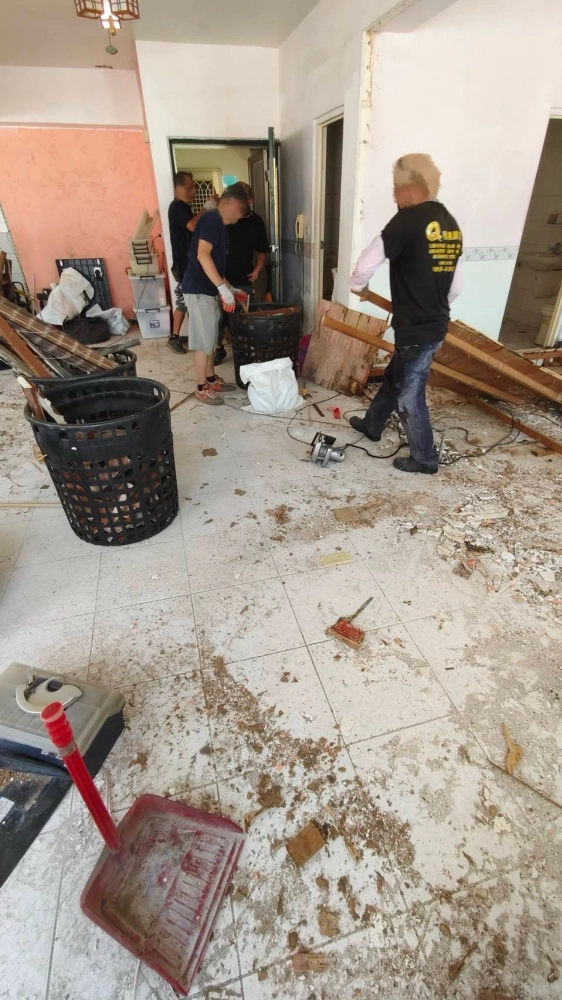 台南清運工程/南部拆除清運/東區崇德二十街廢棄物淨空隔間裝潢