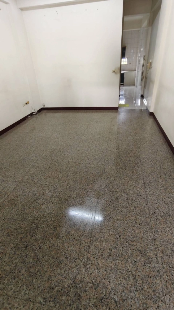 台南仁德區 文華路三段 退租後 廢棄物淨空 清潔