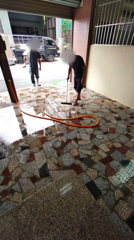 台南仁德區 文華路三段 退租後 廢棄物淨空 清潔