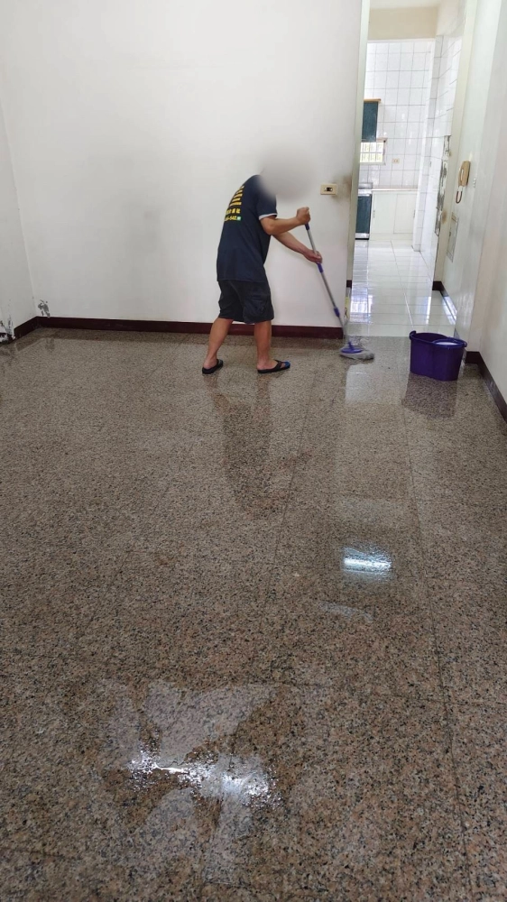 台南仁德區 文華路三段 退租後 廢棄物淨空 清潔