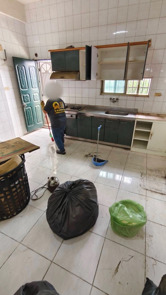 台南仁德區 文華路三段 退租後 廢棄物淨空 清潔