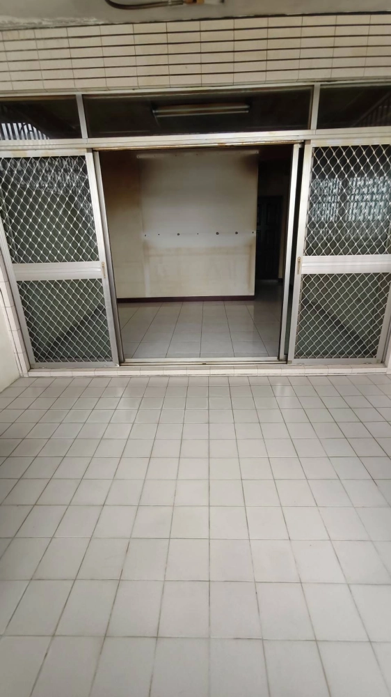 台南仁德區 文華路三段 退租後 廢棄物淨空 清潔