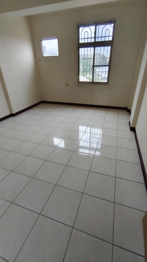 台南仁德區 文華路三段 退租後 廢棄物淨空 清潔