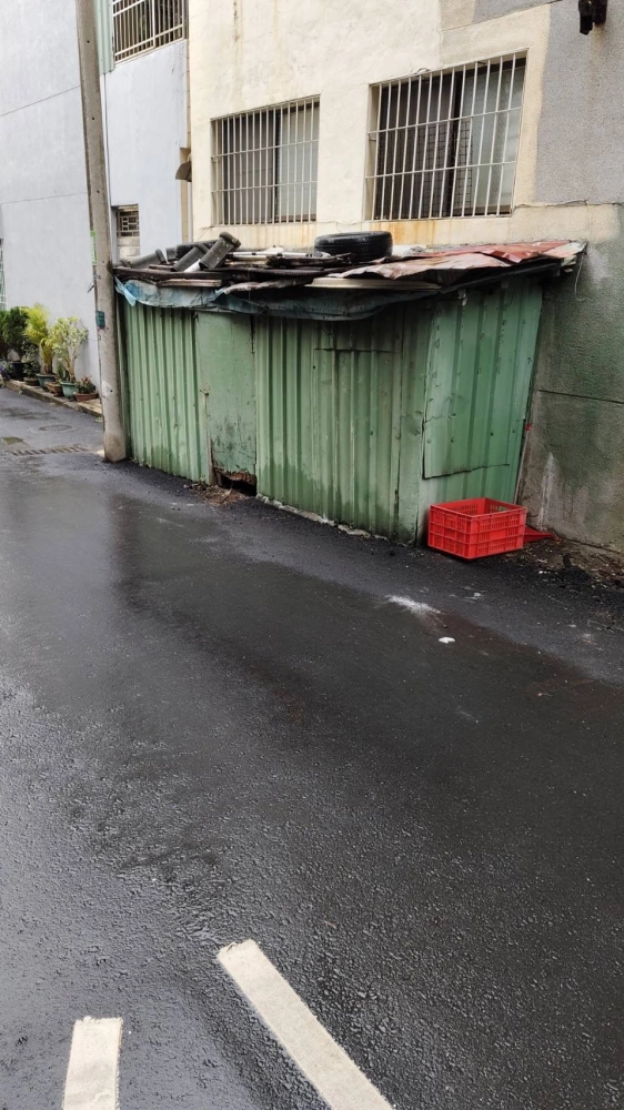 台南 南區國民路 廢棄倉儲拆除清運