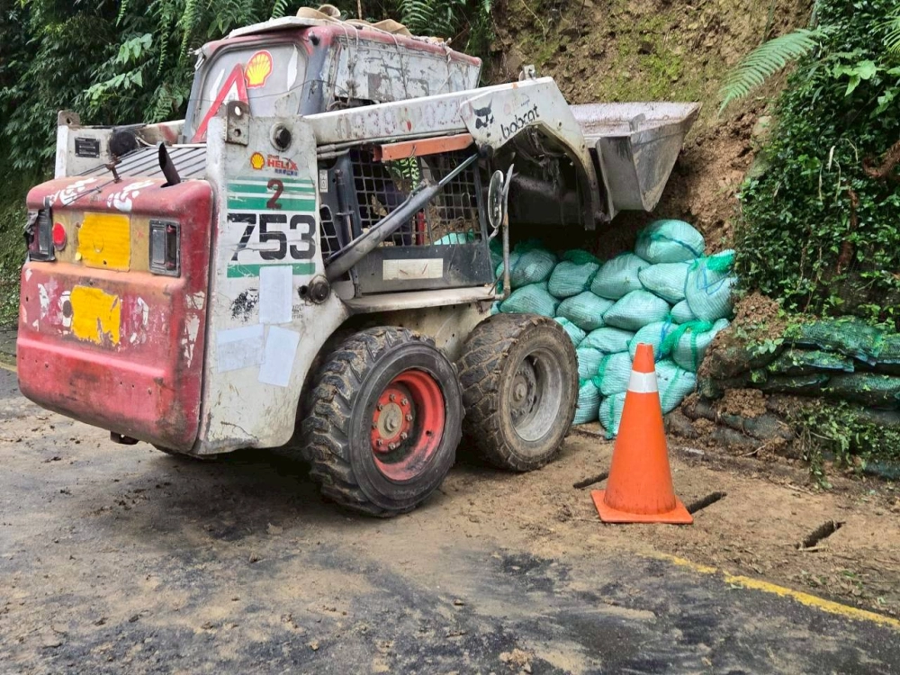 溪頭森林遊樂區補修工程作業