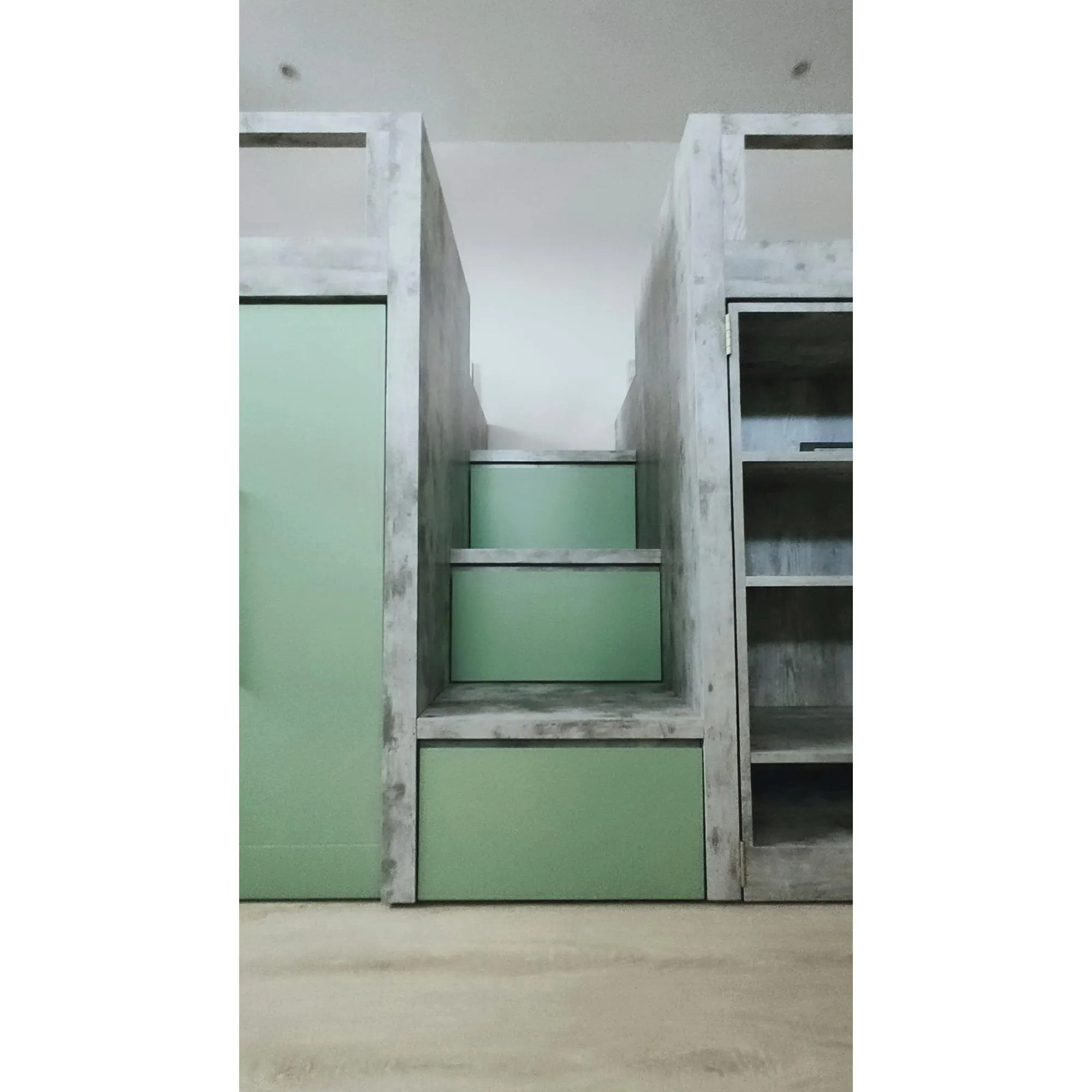 新生南路高小姐