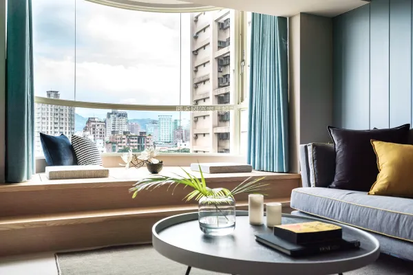 新店大鵬林小姐