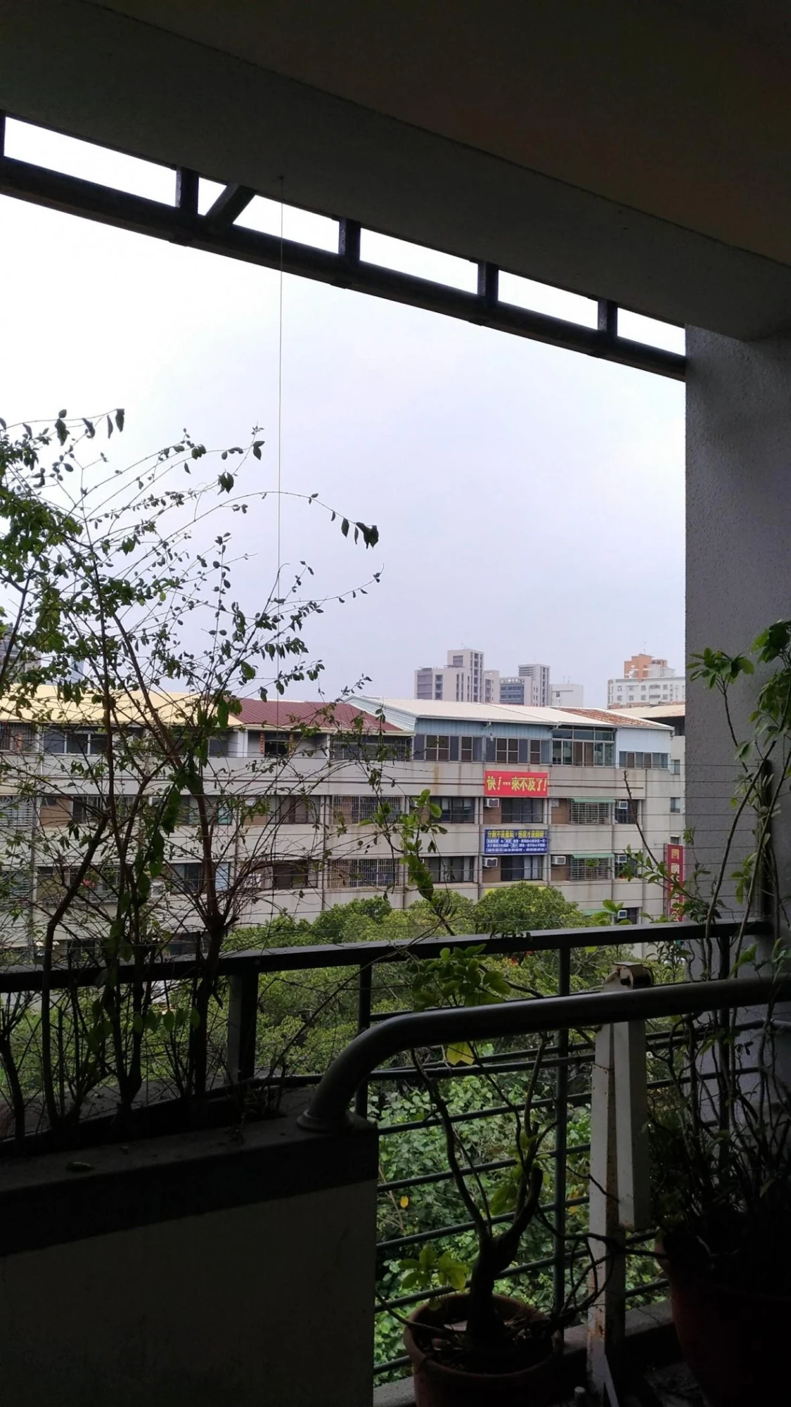 台中國光國小 兒童防墜隱形鐵窗工程
